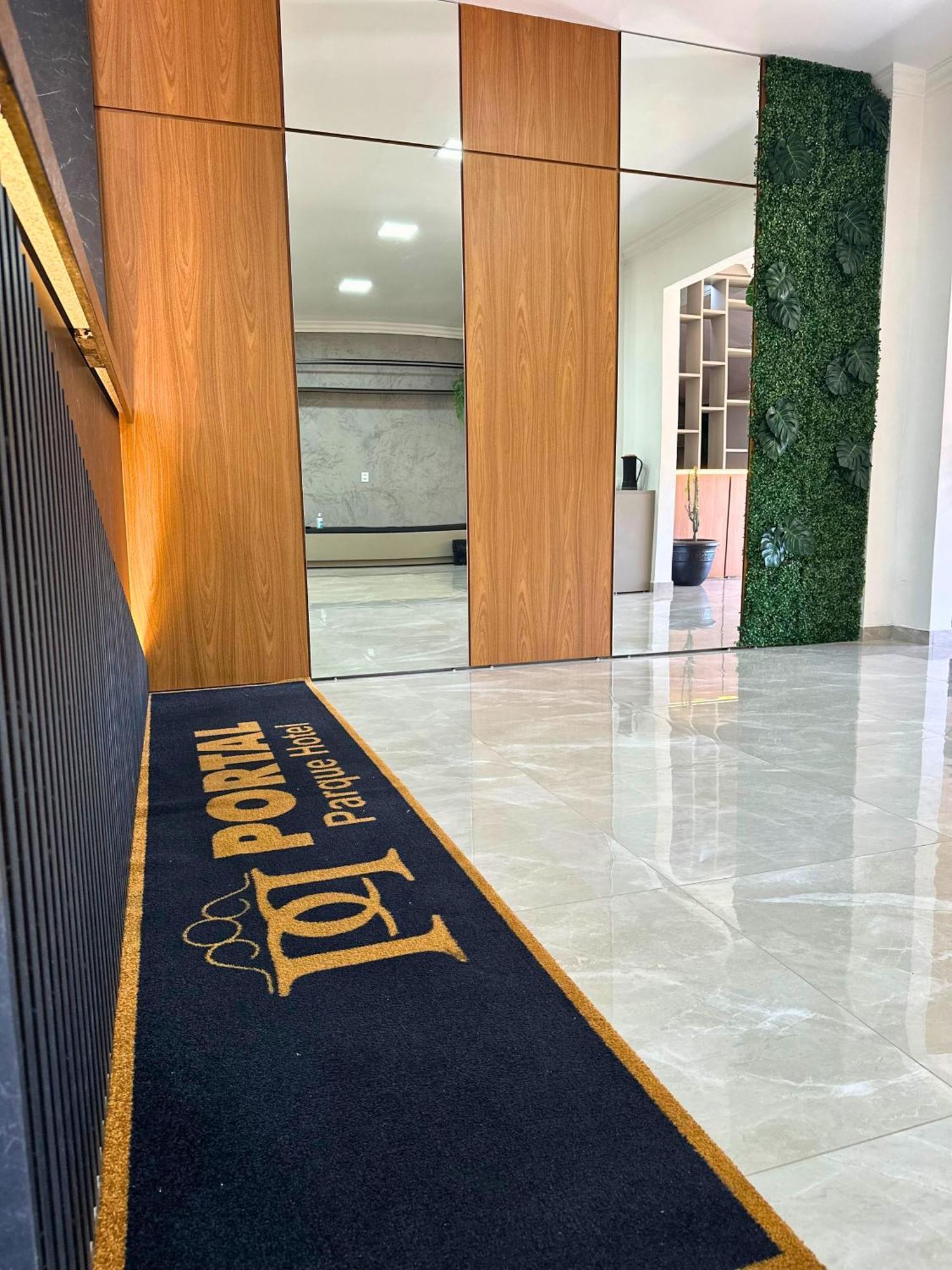 Portal Parque Hotel Francisco Beltrao Exterior photo